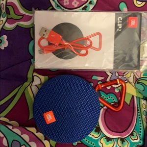 JBL clip 2